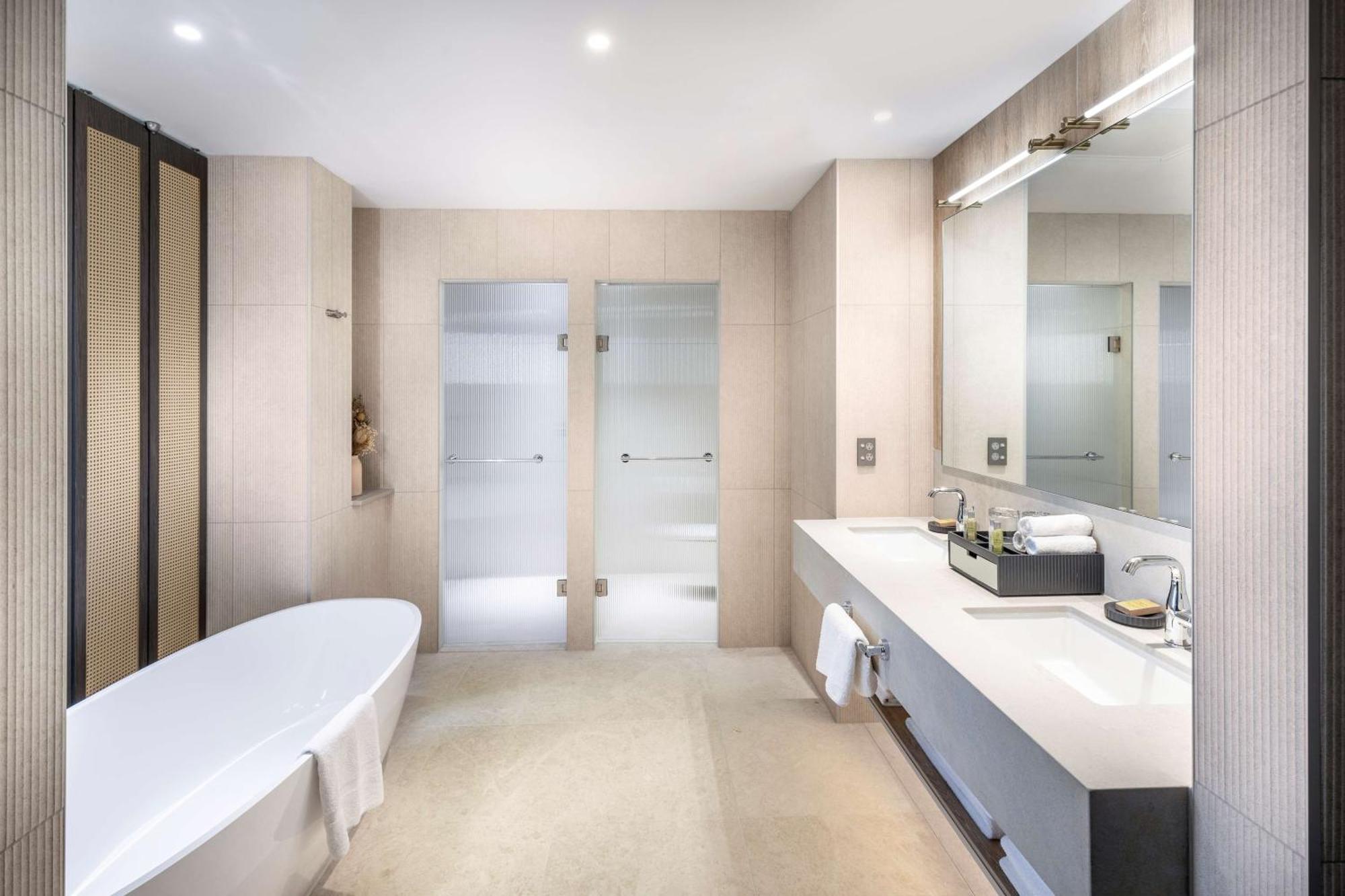 Doubletree By Hilton Auckland Karaka 호텔 외부 사진