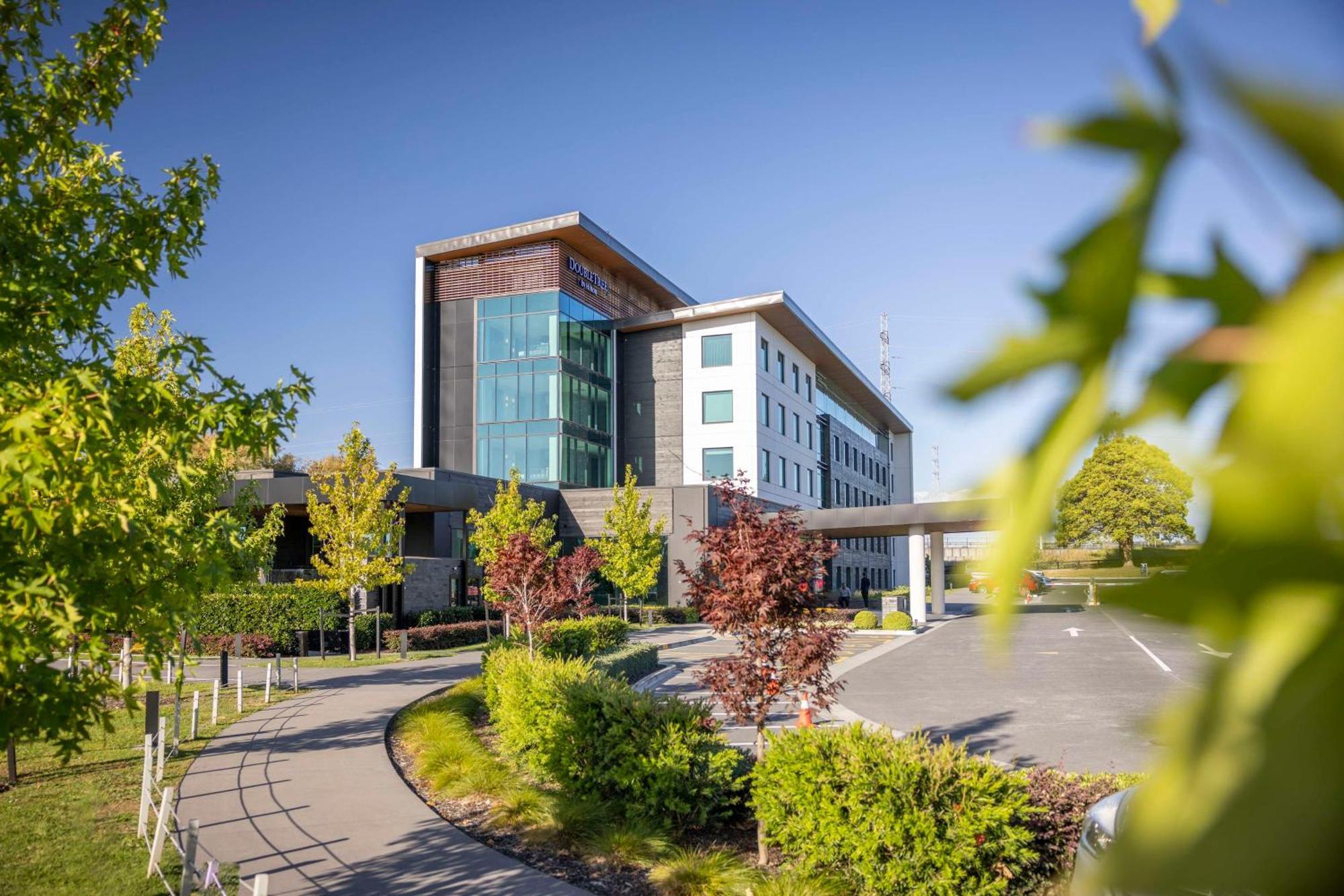Doubletree By Hilton Auckland Karaka 호텔 외부 사진